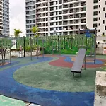 0505 The Garden Residences Wifinetflix By Stay