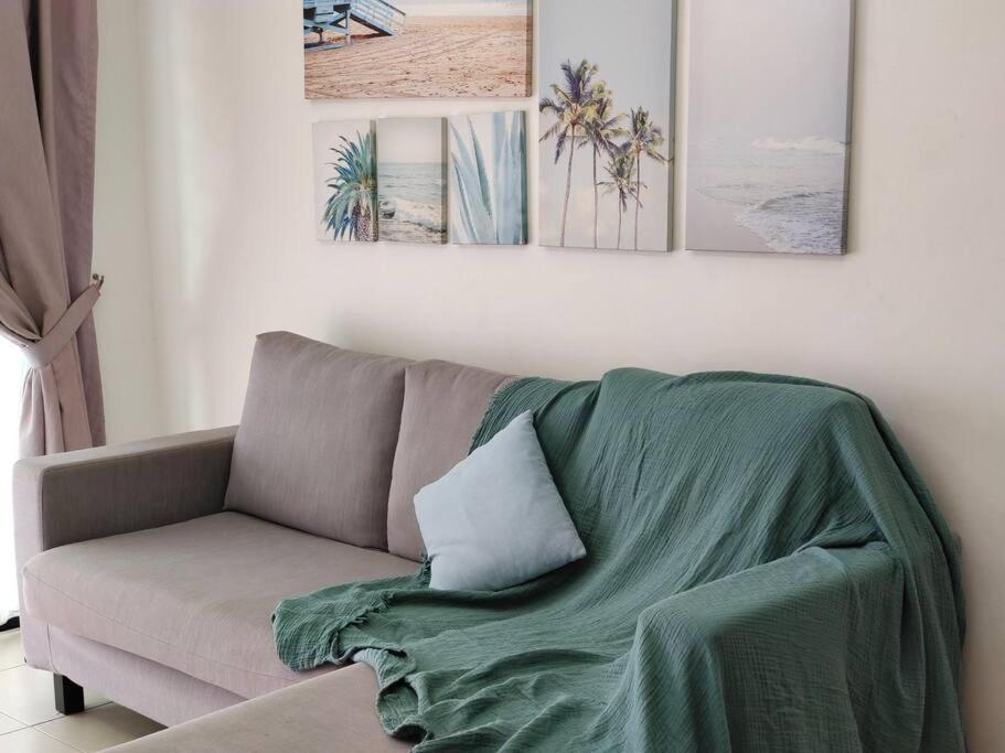 0505 The Garden Residences Wifinetflix By Apartment *
