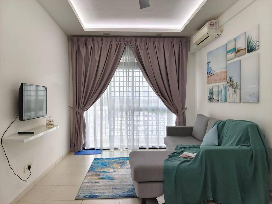Apartment 0505 The Garden Residences Wifinetflix By